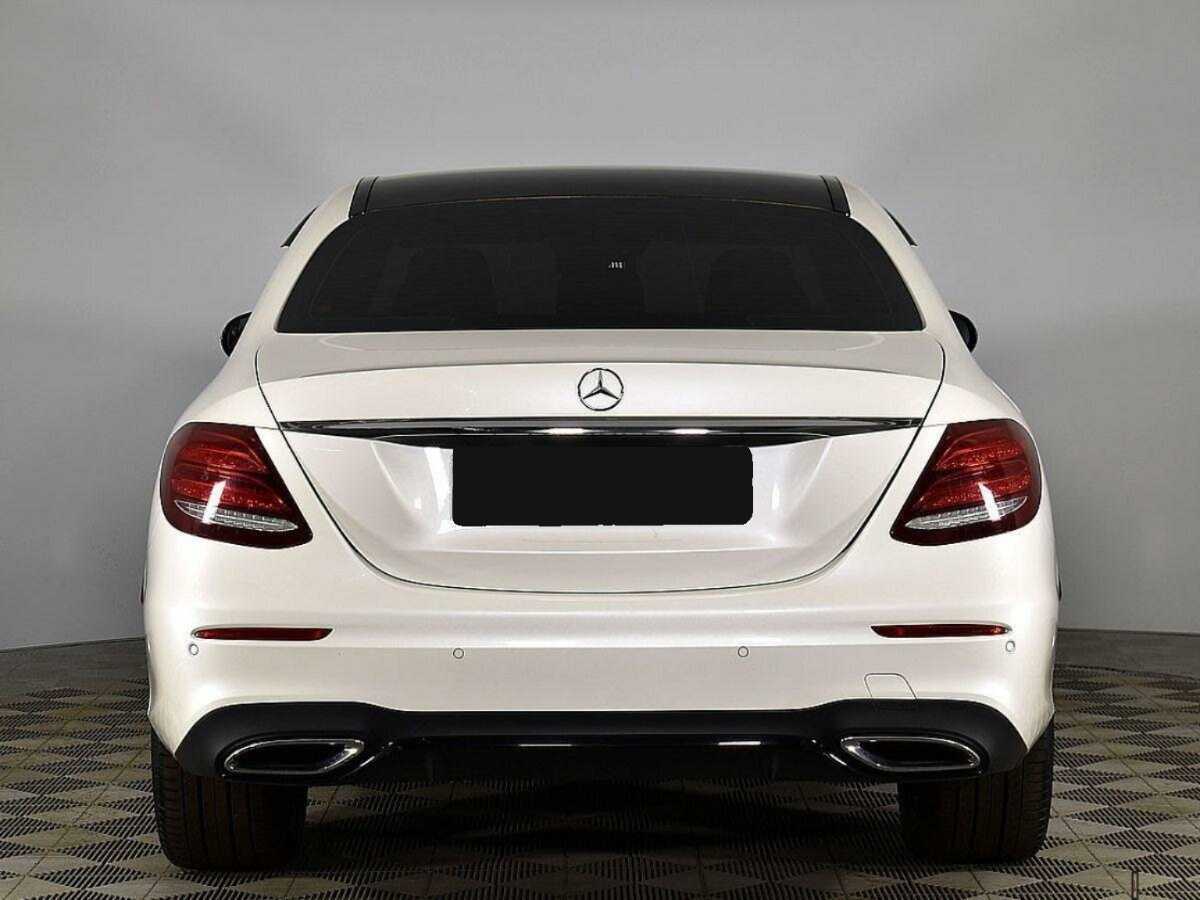 Mercedes-Benz E-Класс 400 d, 2018 - 136 170 км. | Фото №4