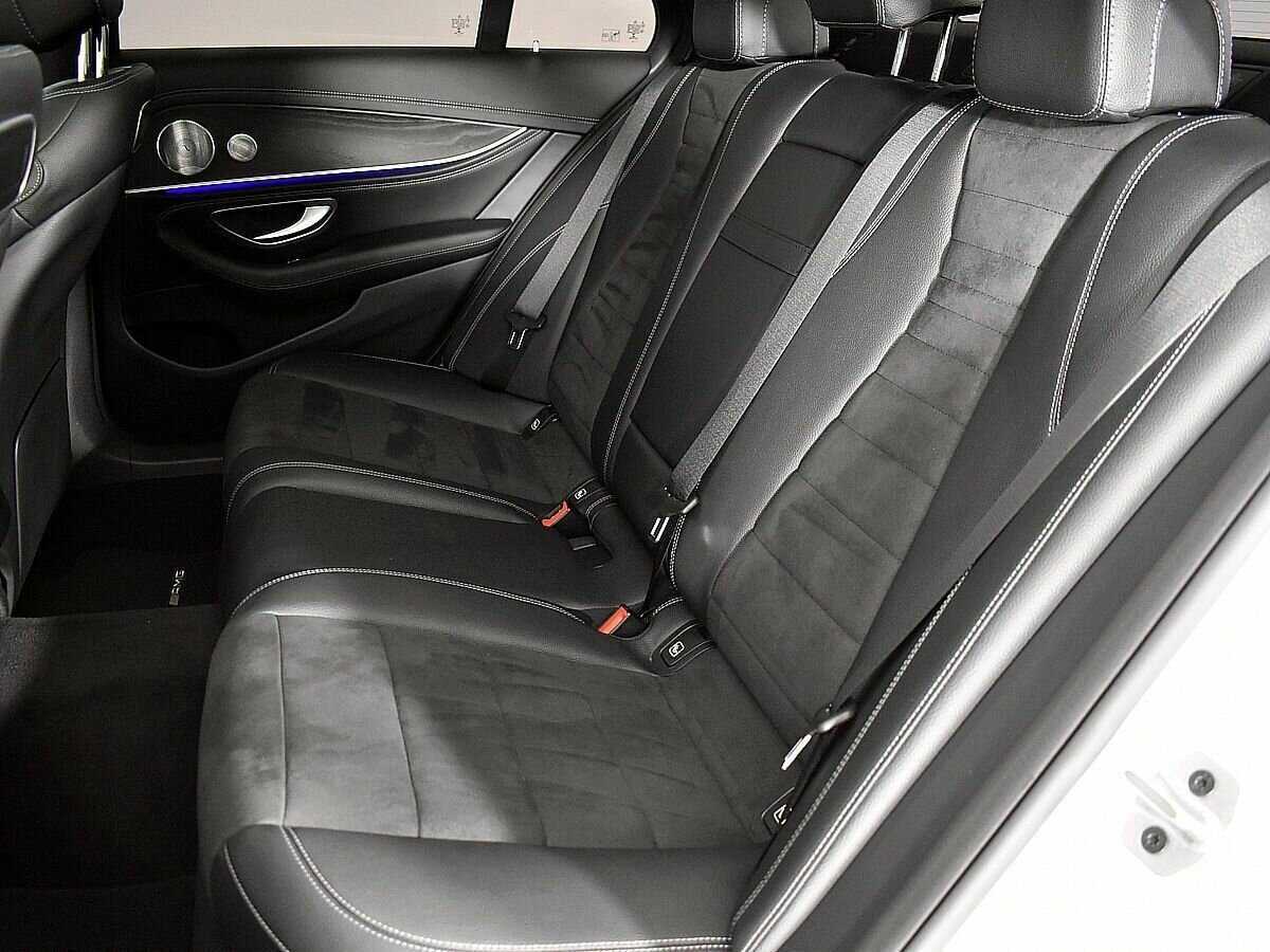 Mercedes-Benz E-Класс 400 d, 2018 Фото №9