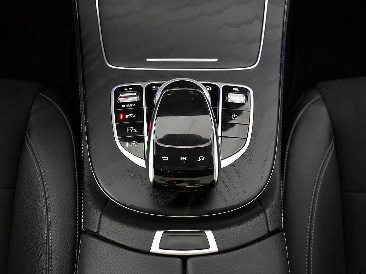 Mercedes-Benz E-Класс 400 d, 2018 Фото №16