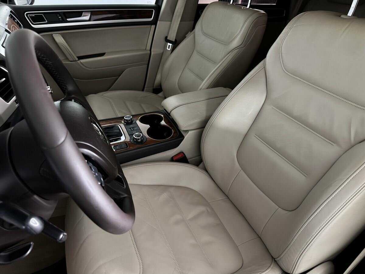 Volkswagen Touareg, 2010 - 262 216 км. | Фото №8