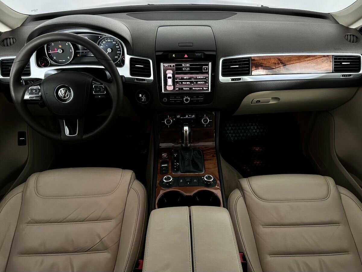 Volkswagen Touareg, 2010 Фото №10