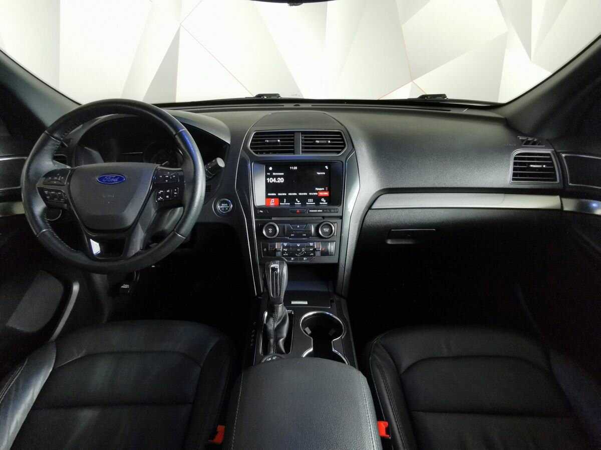 Ford Explorer, 2018 Фото №10