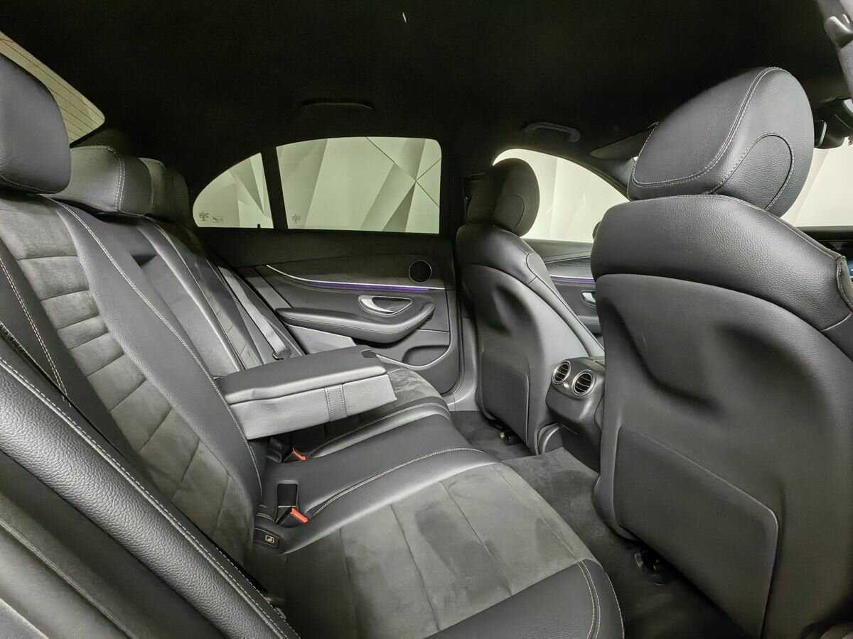 Mercedes-Benz E-Класс 200, 2021 Фото №12
