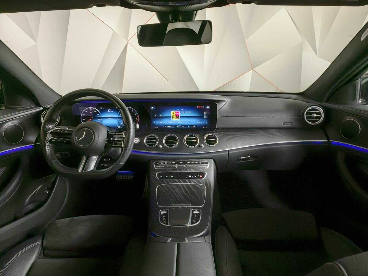 Mercedes-Benz E-Класс 200, 2020 Фото №10