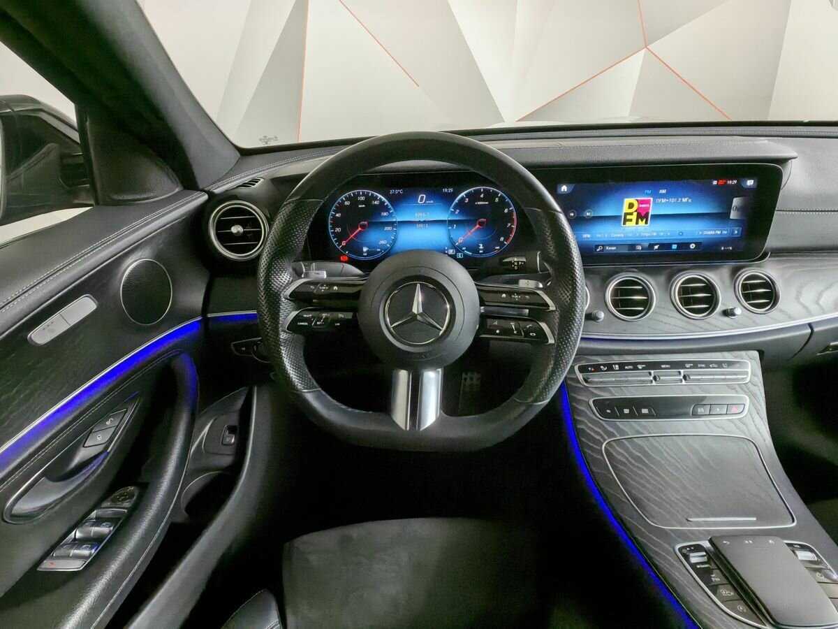 Mercedes-Benz E-Класс 200, 2020 Фото №15