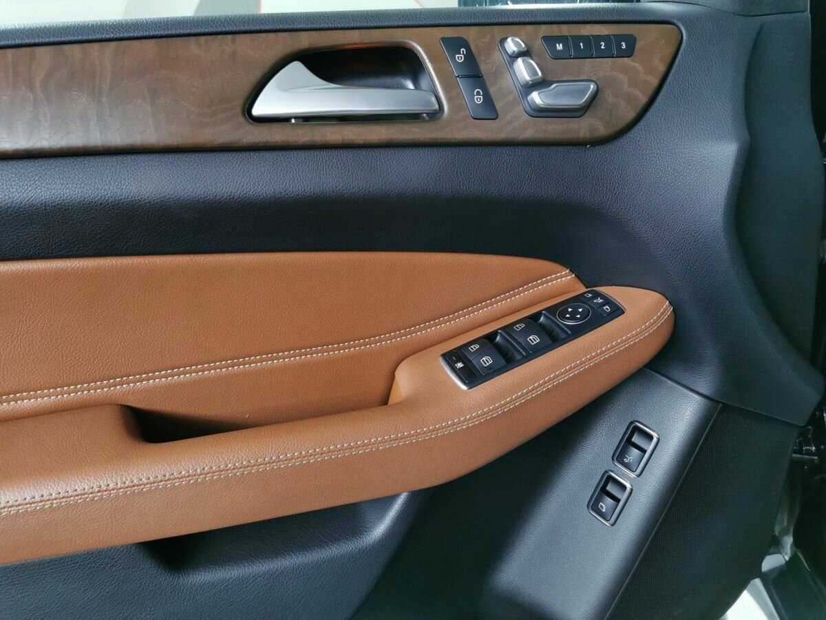 Mercedes-Benz GLS 350 d, 2018 Фото №18