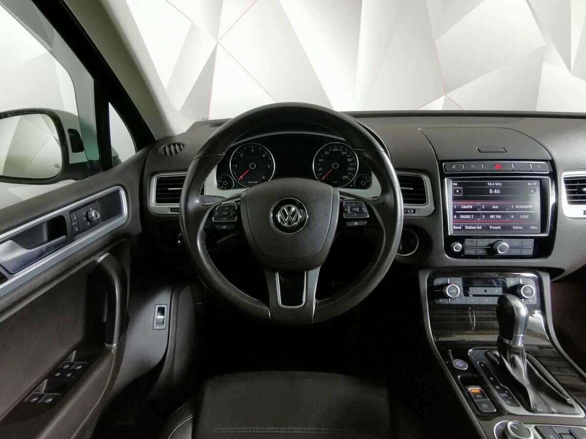 Volkswagen Touareg, 2017 Фото №15