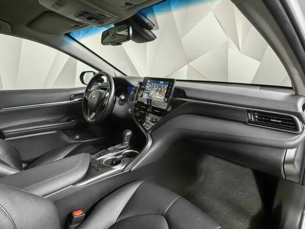 Toyota Camry, 2022 Фото №8