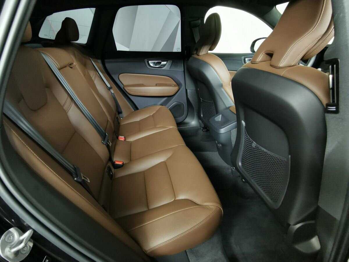 Volvo XC60, 2023 Фото №11