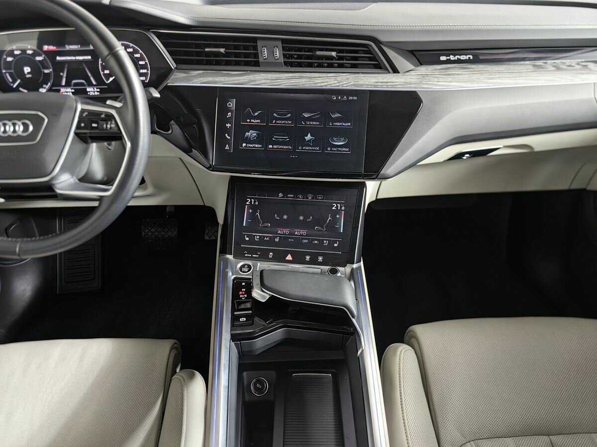 Audi e-tron Sportback 55, 2021 Фото №11