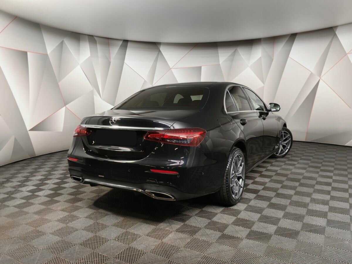 Mercedes-Benz E-Класс 220 d, 2020 - 75 701 км. | Фото №2