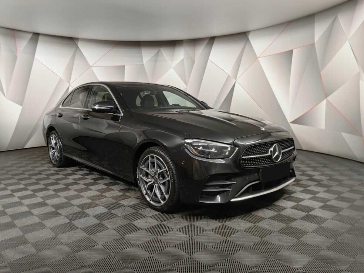 Mercedes-Benz E-Класс 220 d, 2020 - 75 701 км. | Фото №3