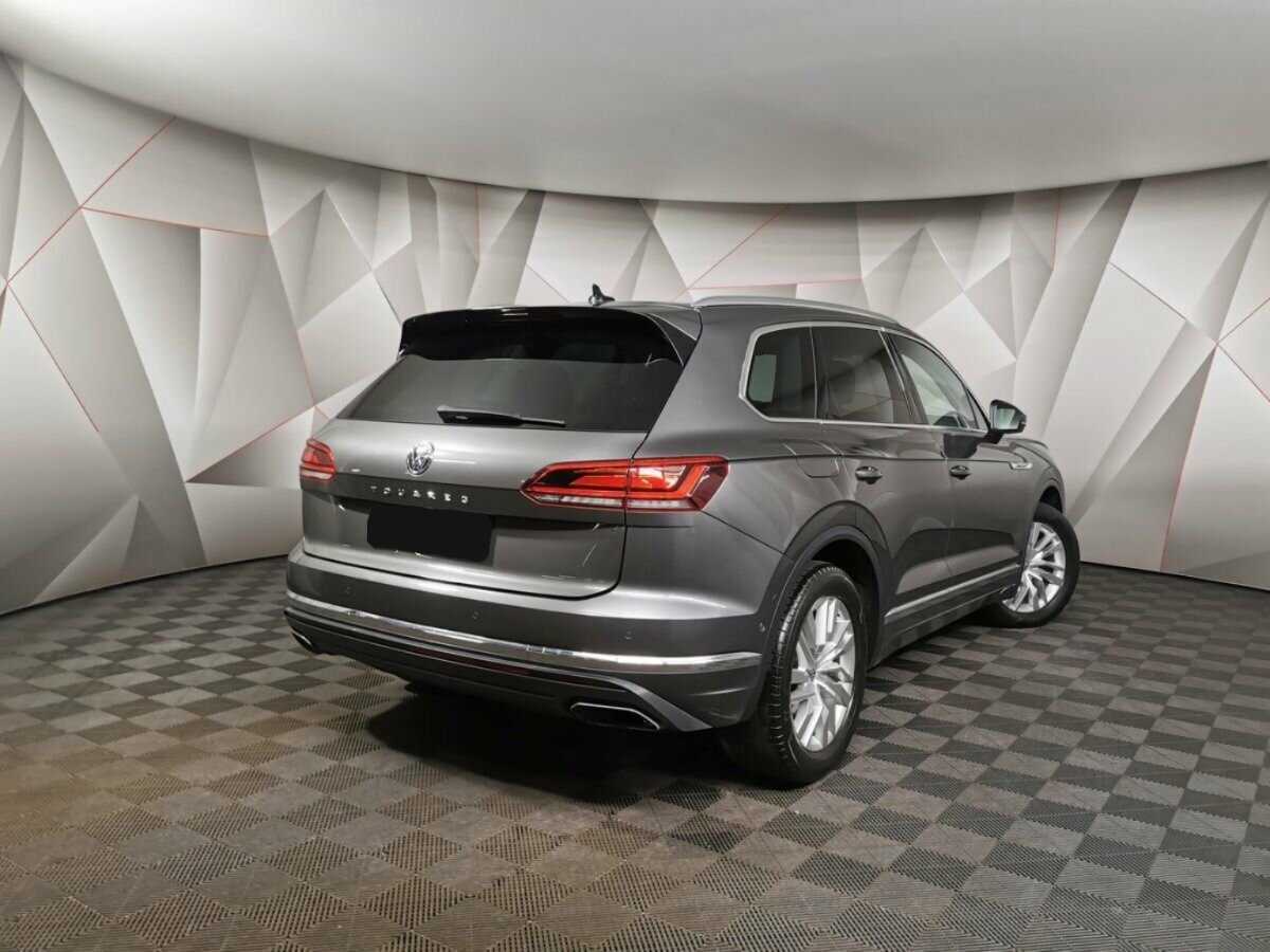 Volkswagen Touareg, 2019 - 81 620 км. | Фото №2