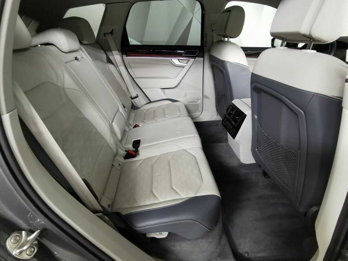 Volkswagen Touareg, 2019 Фото №12