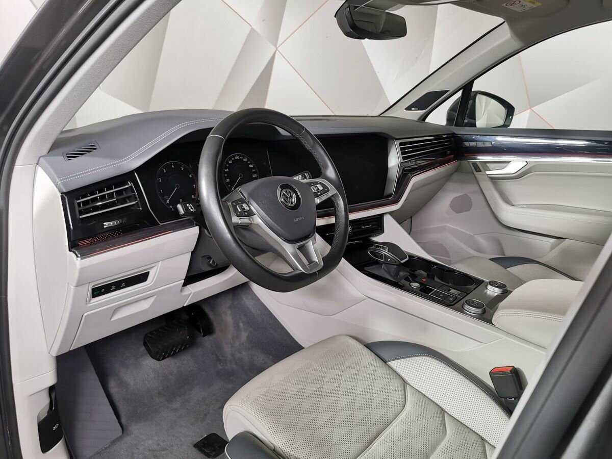 Volkswagen Touareg, 2019 Фото №14