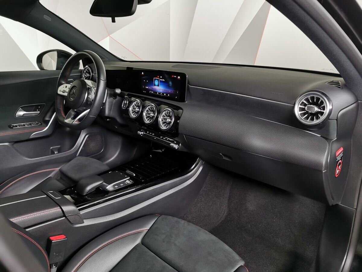 Mercedes-Benz A-Класс 200, 2021 Фото №9