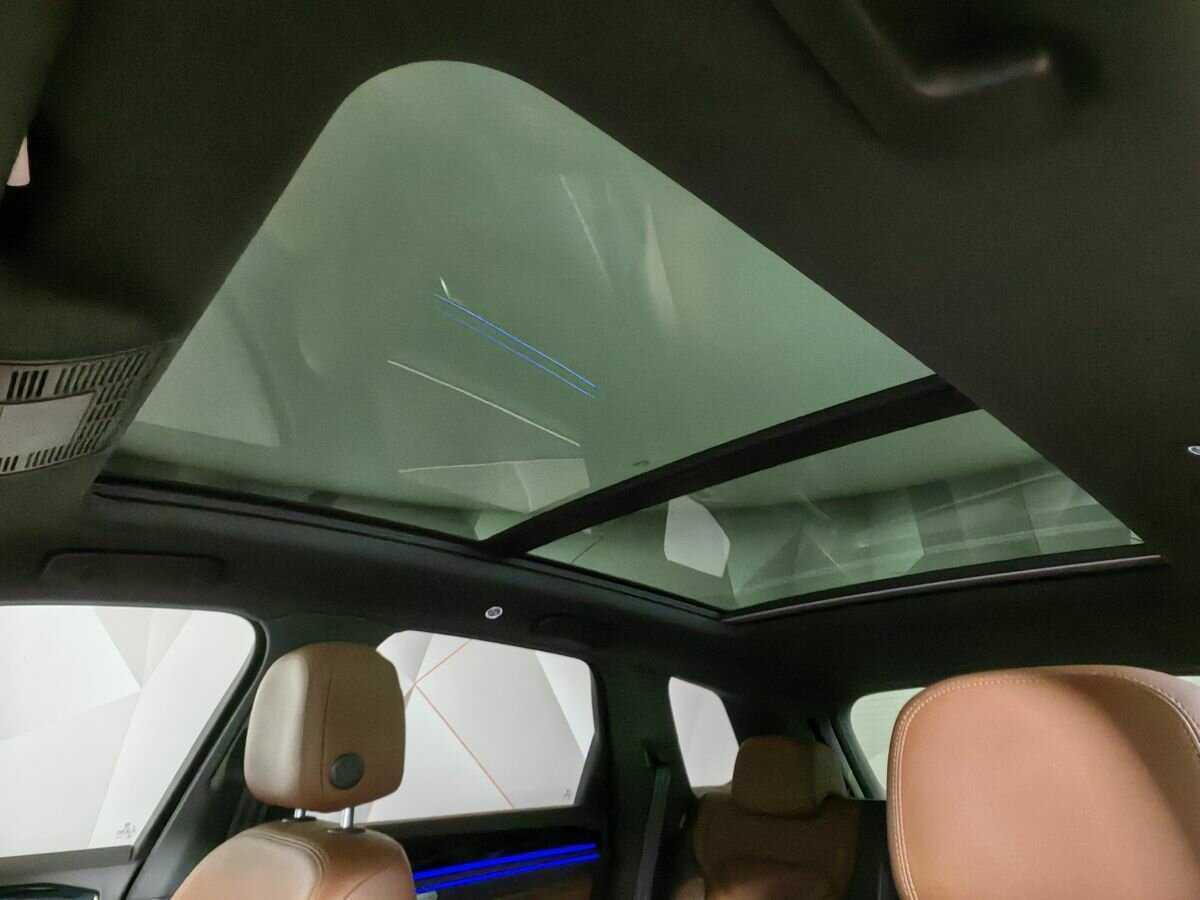 Volkswagen Touareg, 2021 Фото №18