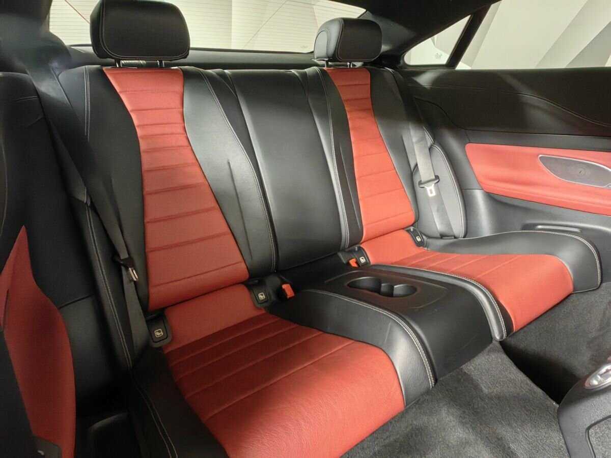 Mercedes-Benz E-Класс 200, 2018 Фото №11