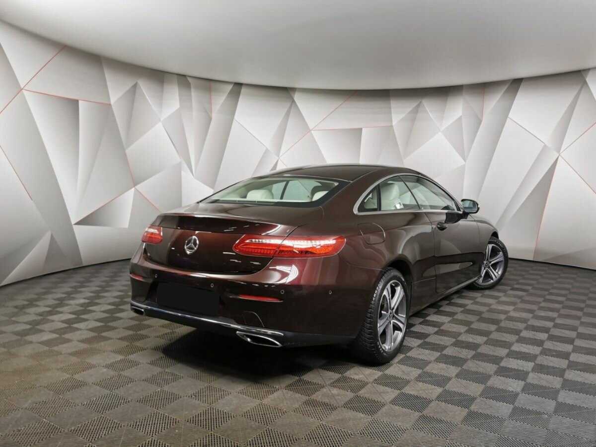 Mercedes-Benz E-Класс 200, 2019 - 105 721 км. | Фото №2