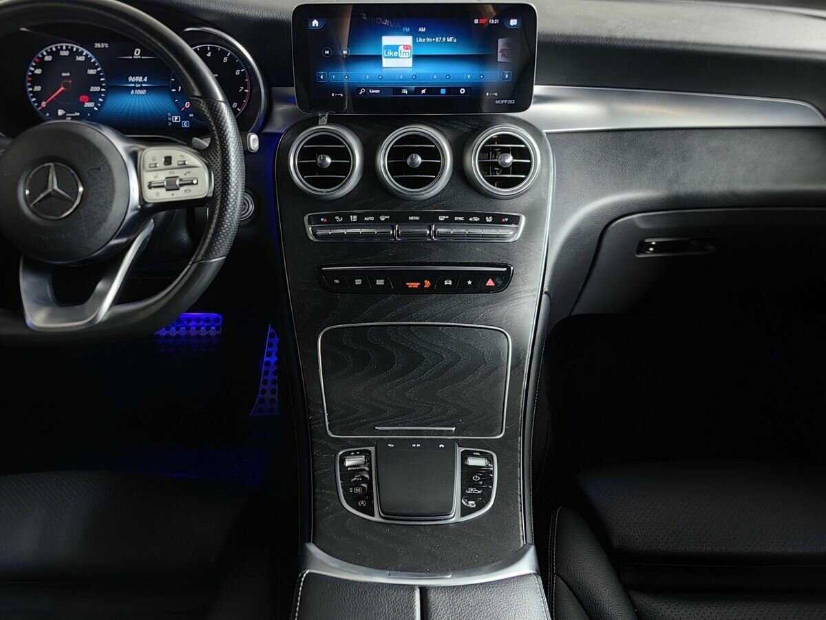 Mercedes-Benz GLC 300, 2020 Фото №11