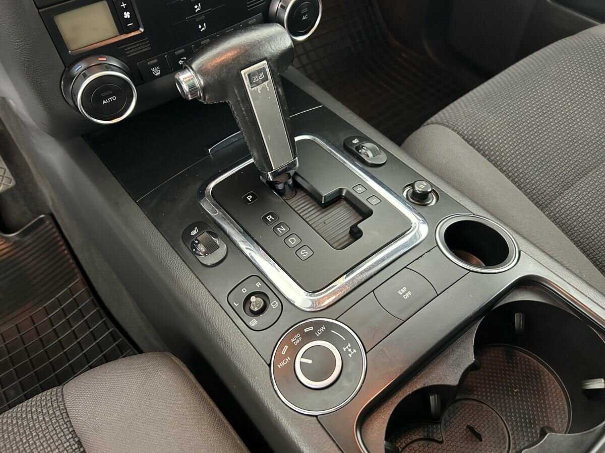 Volkswagen Touareg, 2010 Фото №11