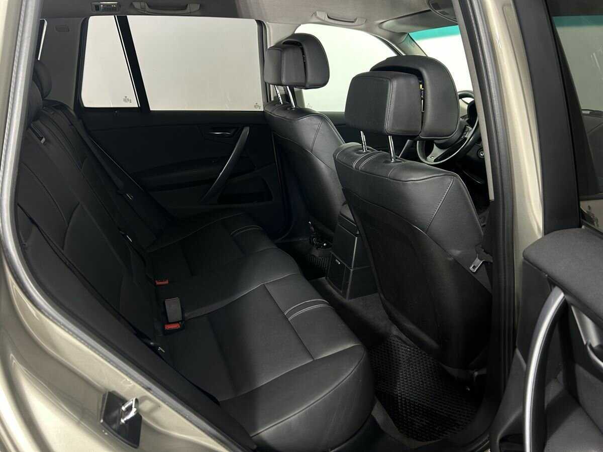 BMW X3 25i, 2009 Фото №16