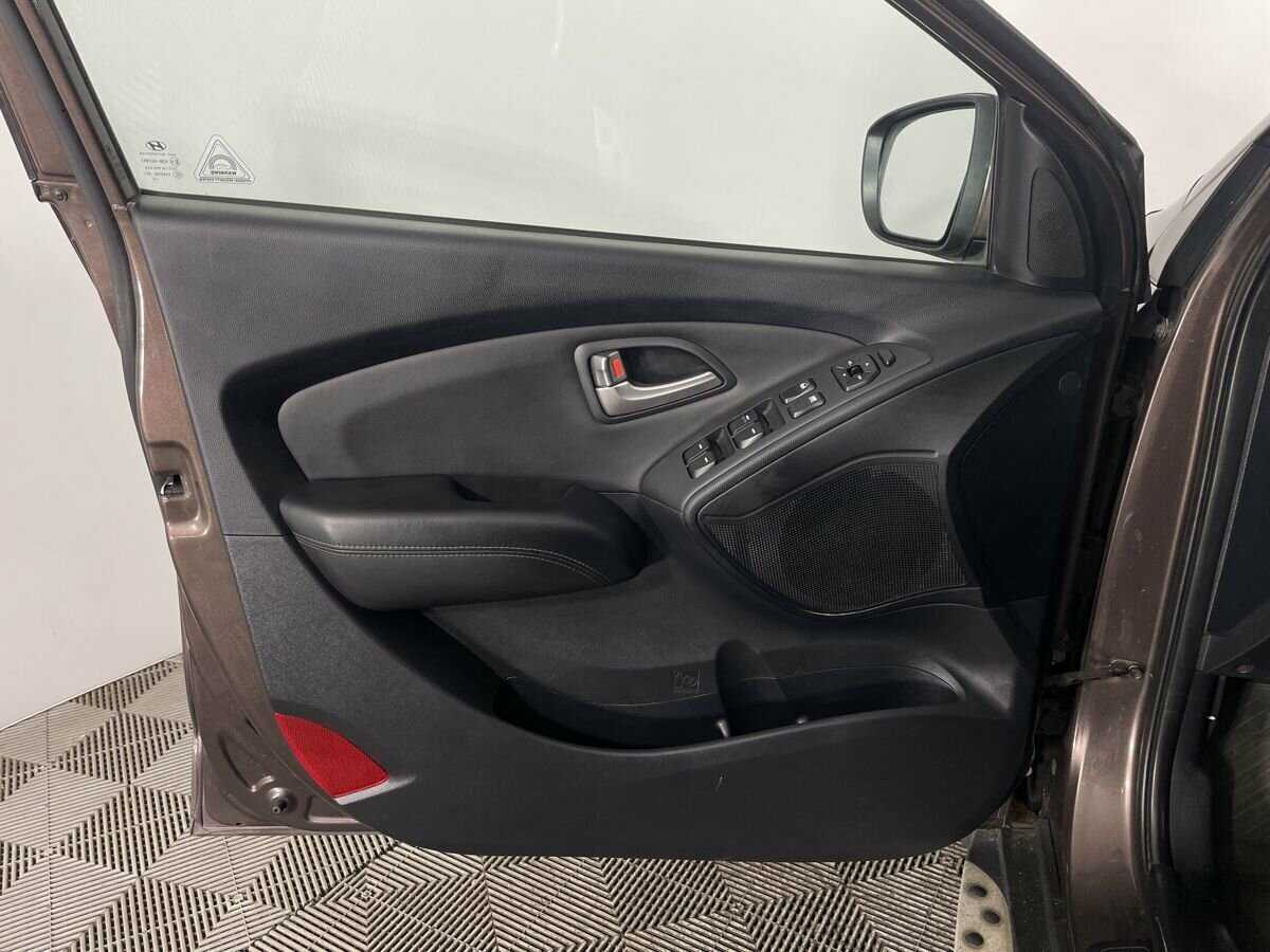 Hyundai ix35, 2010 Фото №6