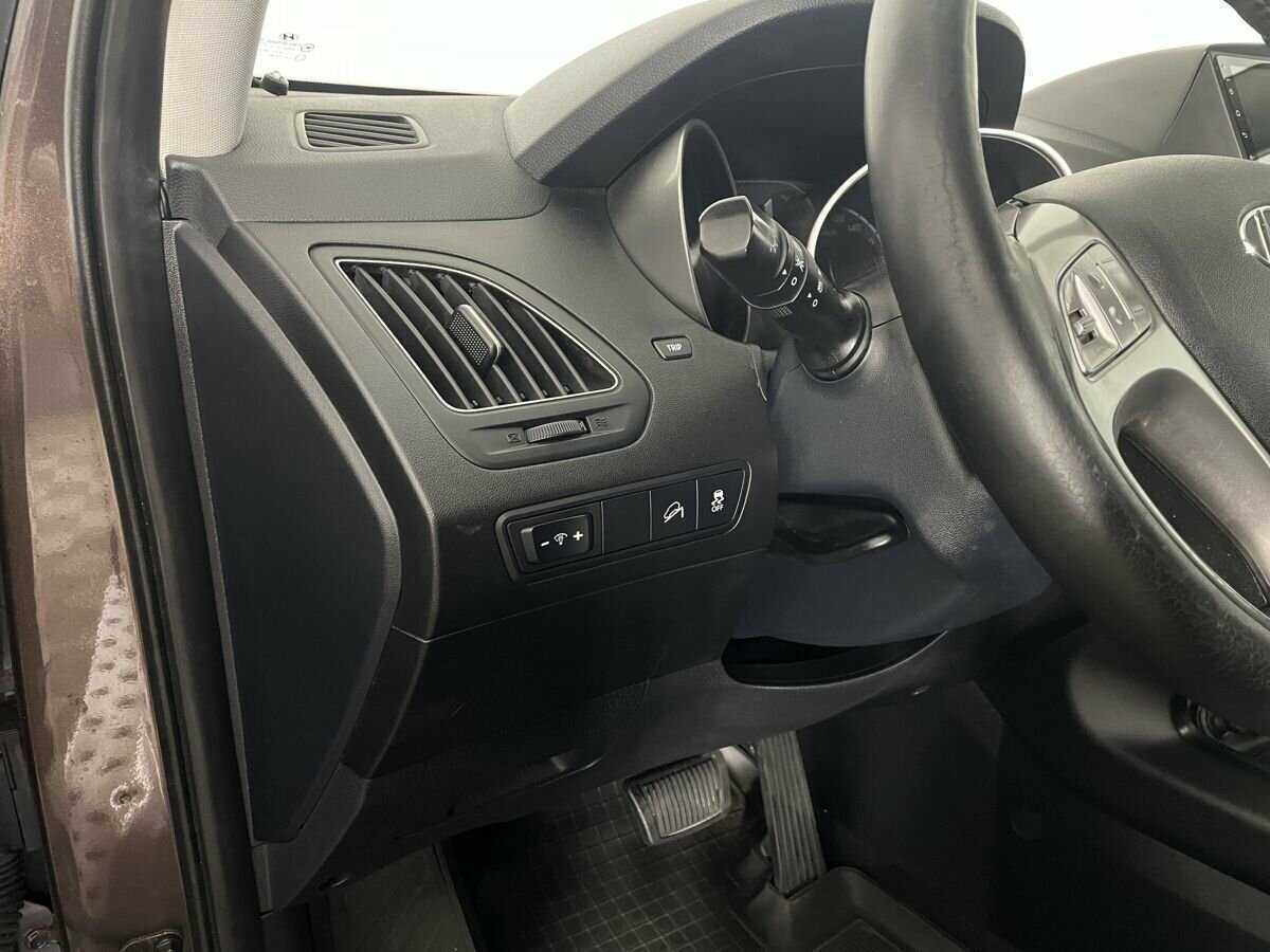 Hyundai ix35, 2010 Фото №7