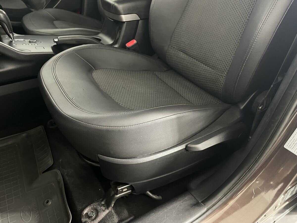 Hyundai ix35, 2010 Фото №8