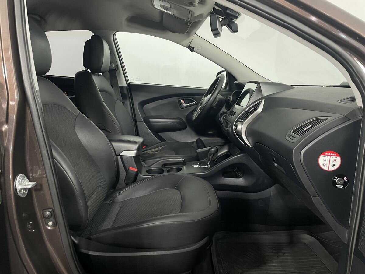 Hyundai ix35, 2010 Фото №12