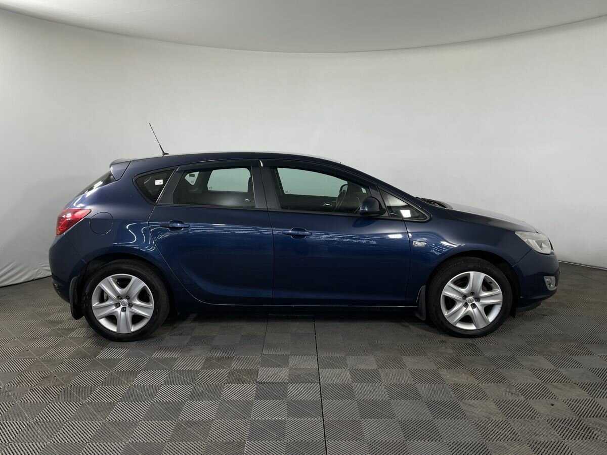 Opel Astra, 2010 Фото №4