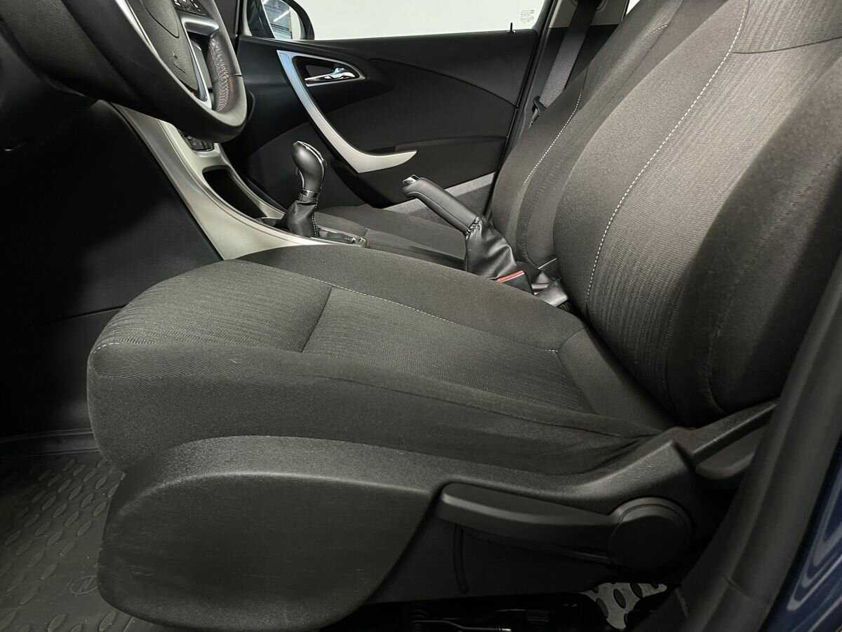 Opel Astra, 2010 Фото №10