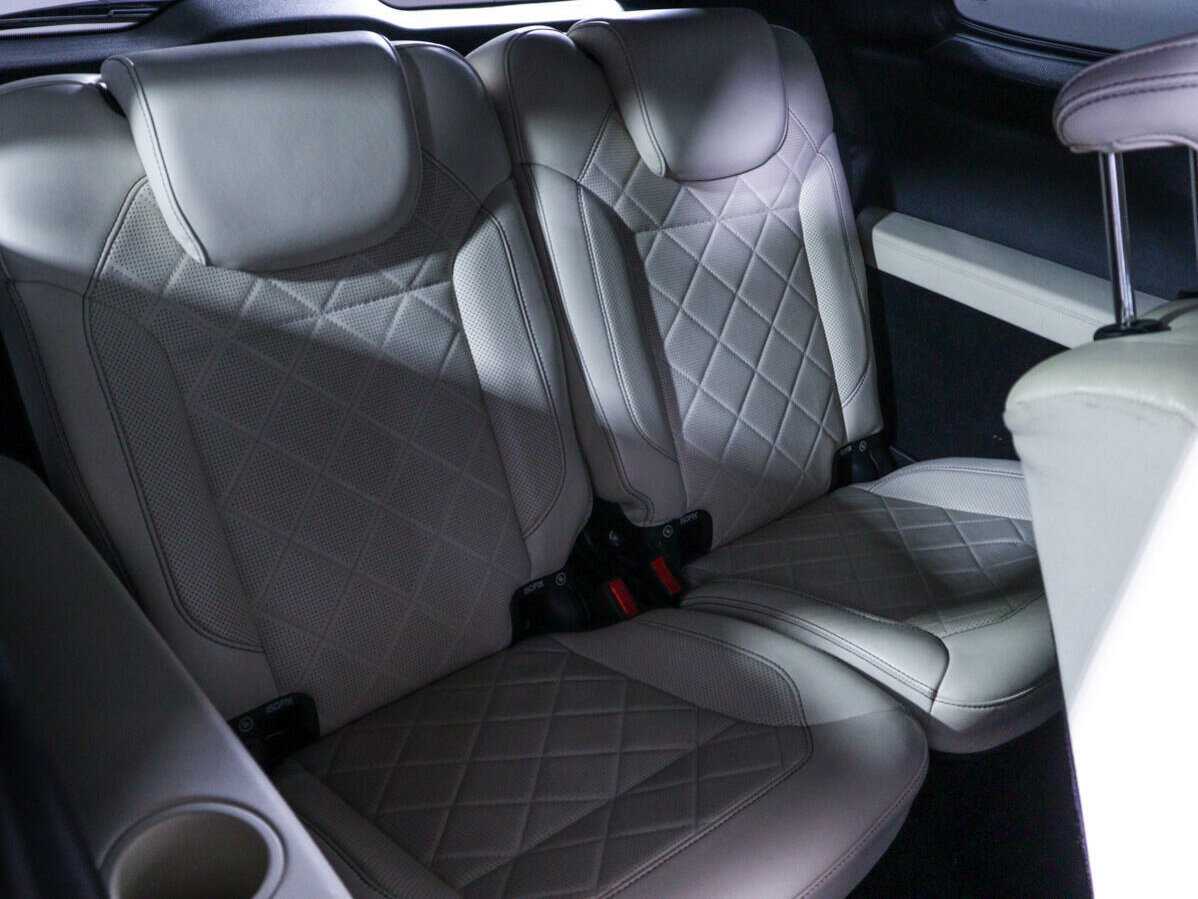 Mercedes-Benz GLS 500, 2016 Фото №19