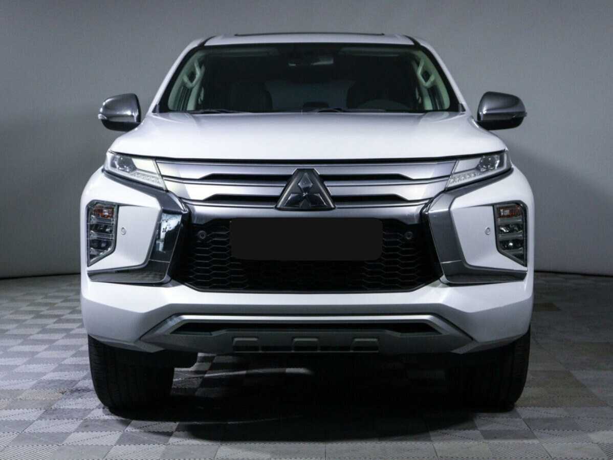 Mitsubishi Pajero Sport, 2020 - 34 560 км. | Фото №2