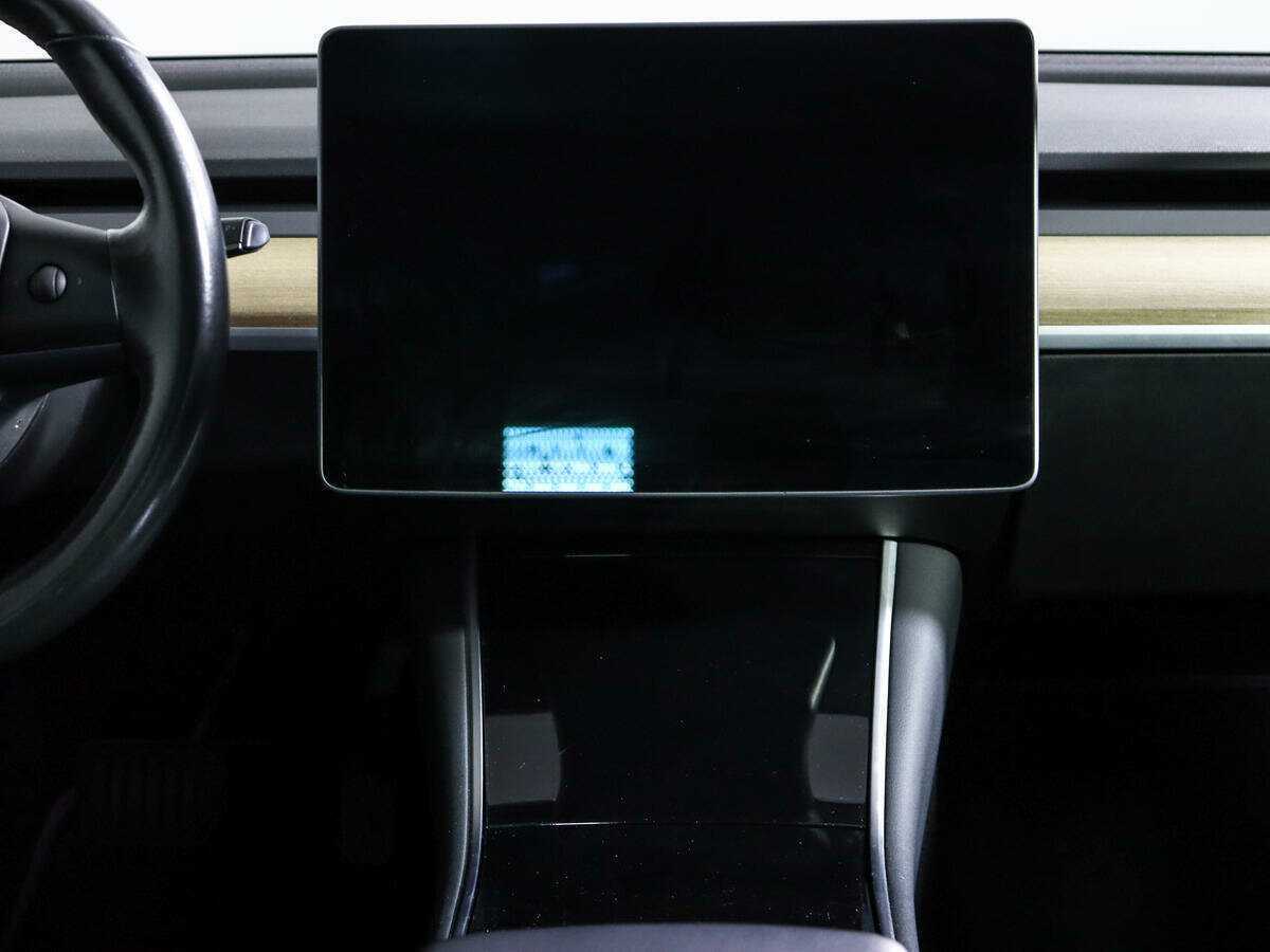 Tesla Model 3 Mid Range, 2018 Фото №11