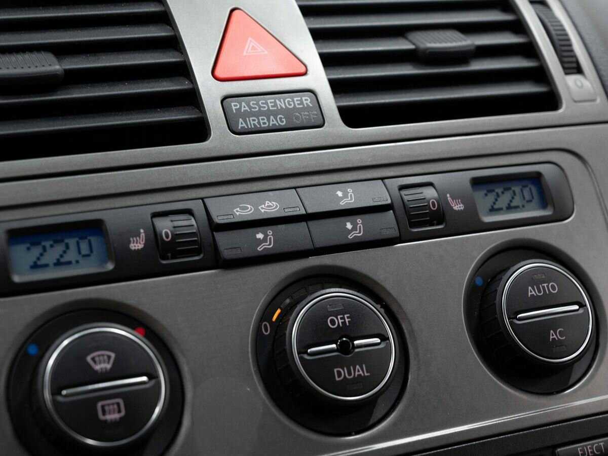 Volkswagen Touran, 2008 Фото №19