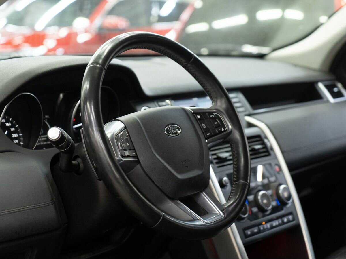 Land Rover Discovery Sport, 2017 - 143 338 км. | Фото №5