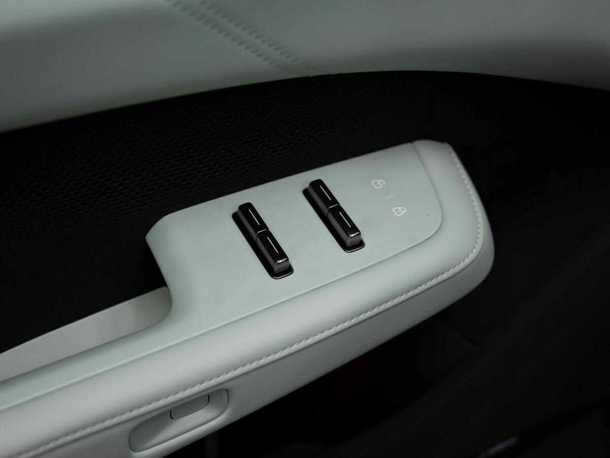 Zeekr 001 100 kWh, 2024 Фото №19