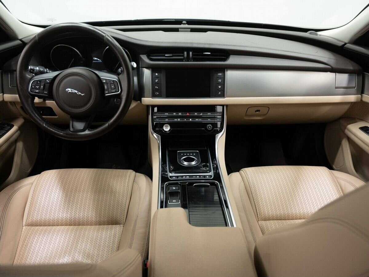 Jaguar XF, 2017 Фото №16