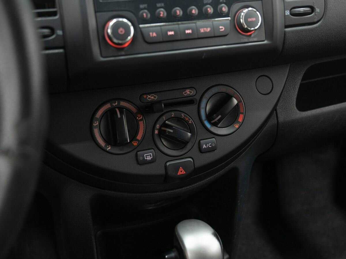 Nissan Note, 2011 Фото №19