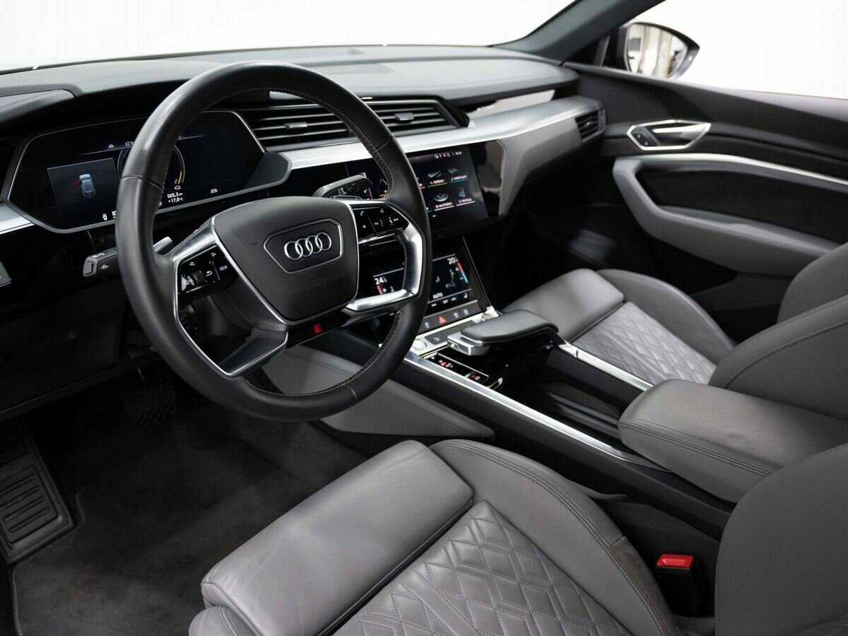 Audi e-tron 50, 2020 - 16 550 км. | Фото №7
