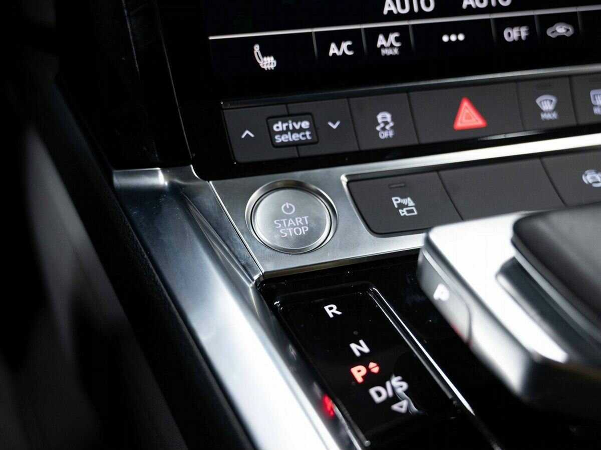 Audi e-tron 50, 2020 Фото №27