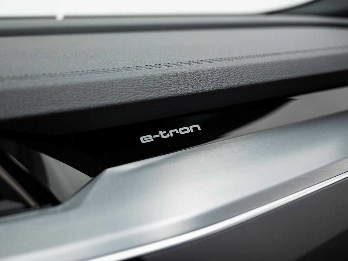 Audi e-tron 50, 2020 Фото №28