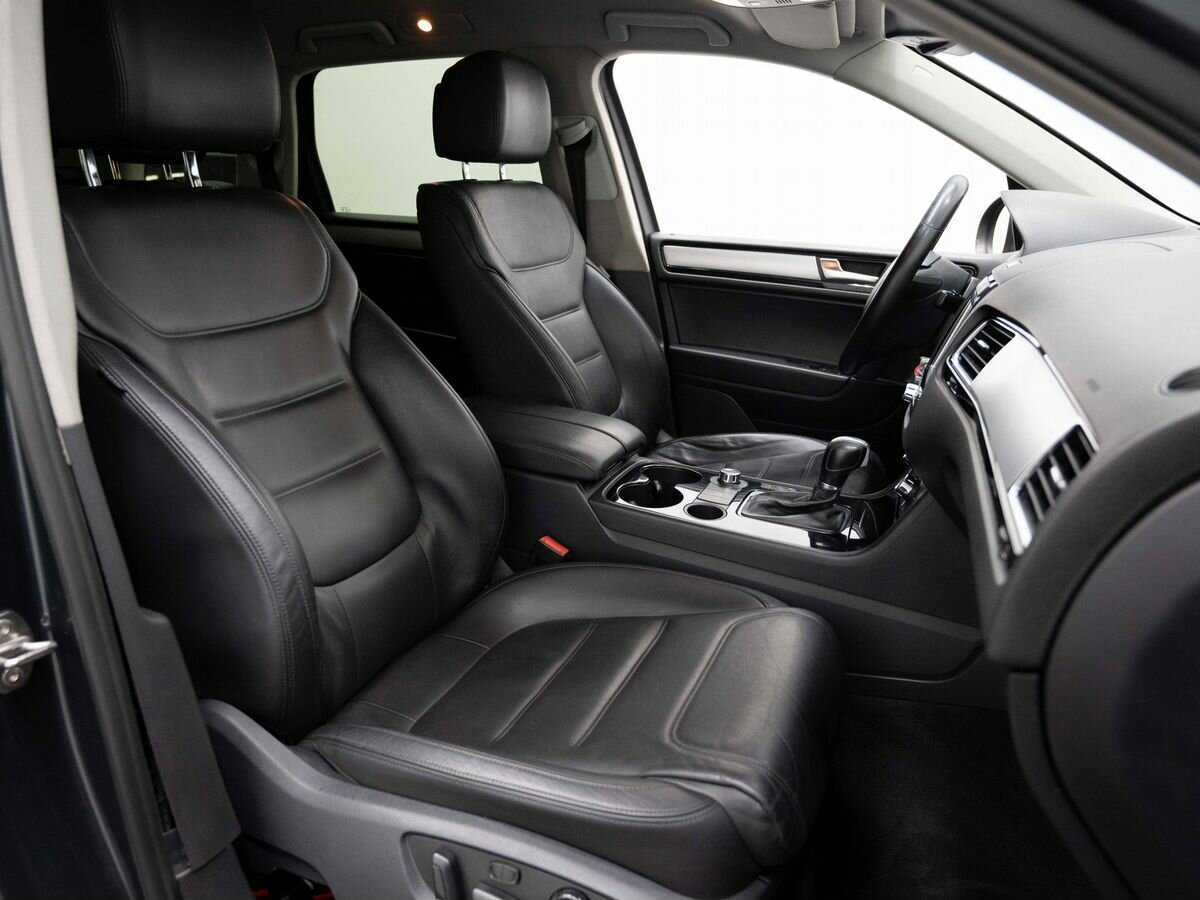 Volkswagen Touareg, 2010 Фото №12