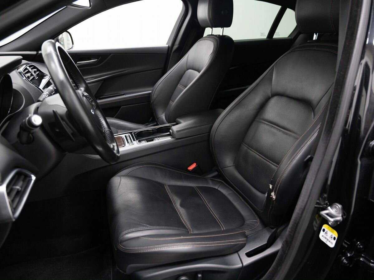 Jaguar XE, 2016 - 291 920 км. | Фото №8