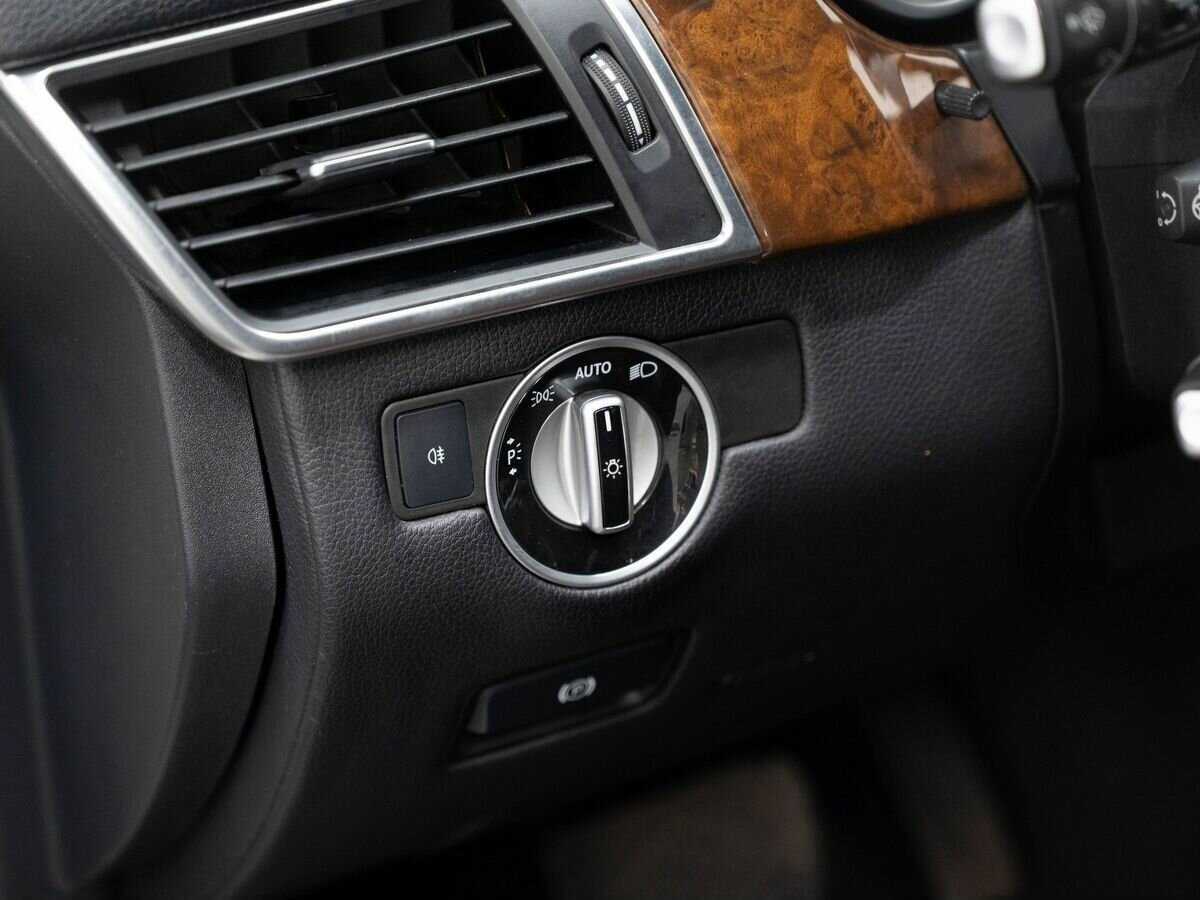 Mercedes-Benz GL-Класс 350 CDI BlueTEC, 2013 Фото №17