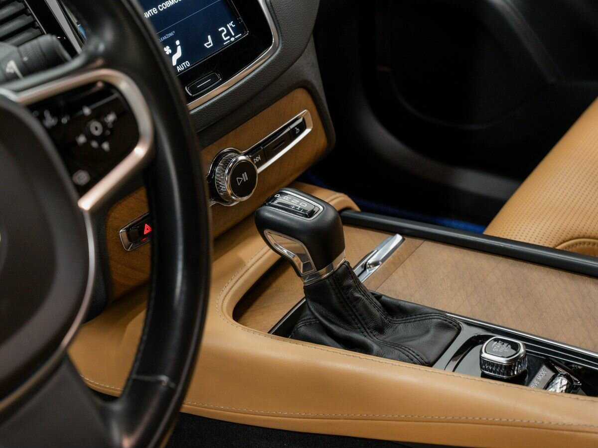 Volvo XC90, 2018 Фото №18