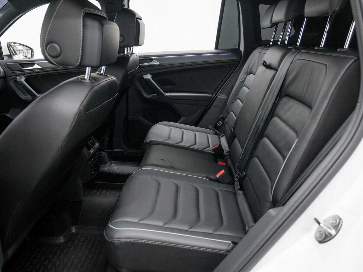 Volkswagen Tiguan, 2022 Фото №13