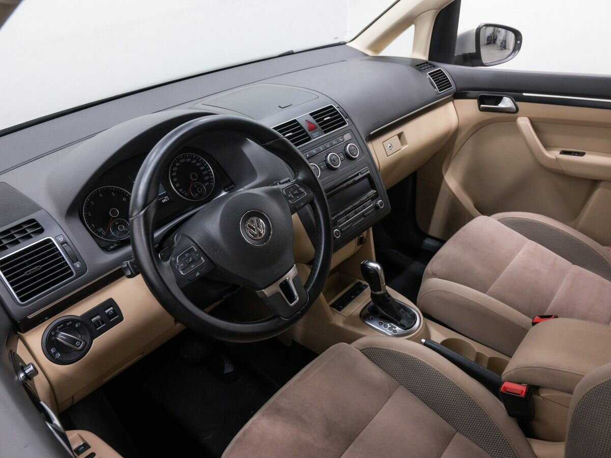 Volkswagen Touran, 2013 Фото №13