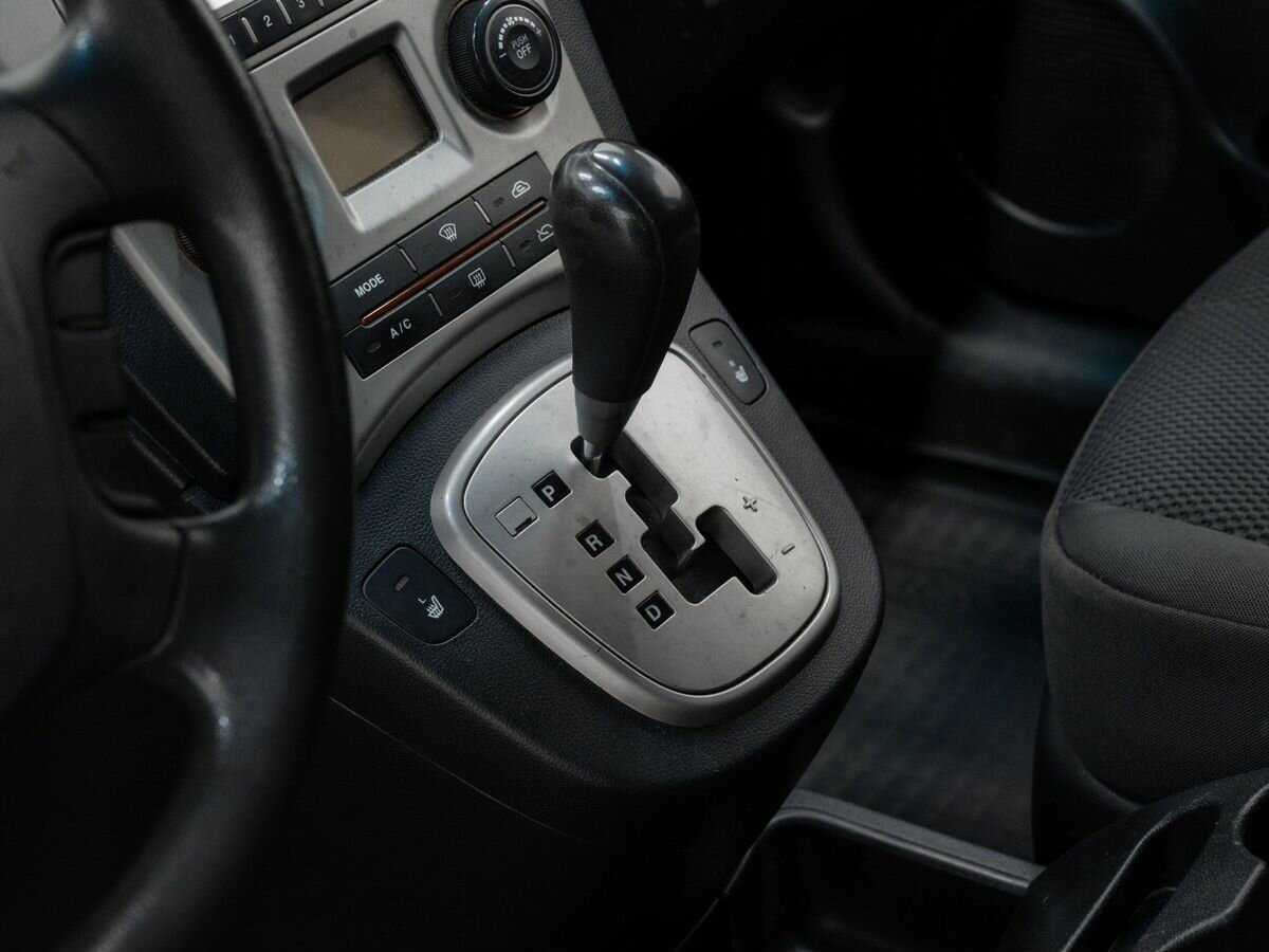 Kia Carens, 2010 Фото №15